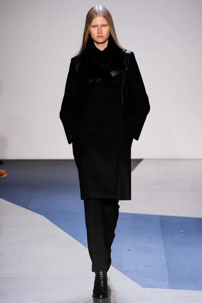 Look 11